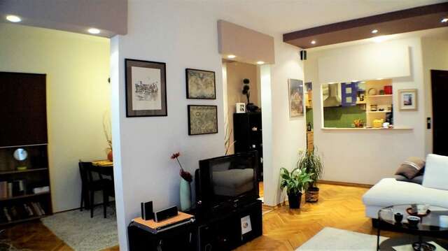 Апартаменты 3 bedroom apartment city center Будва-16